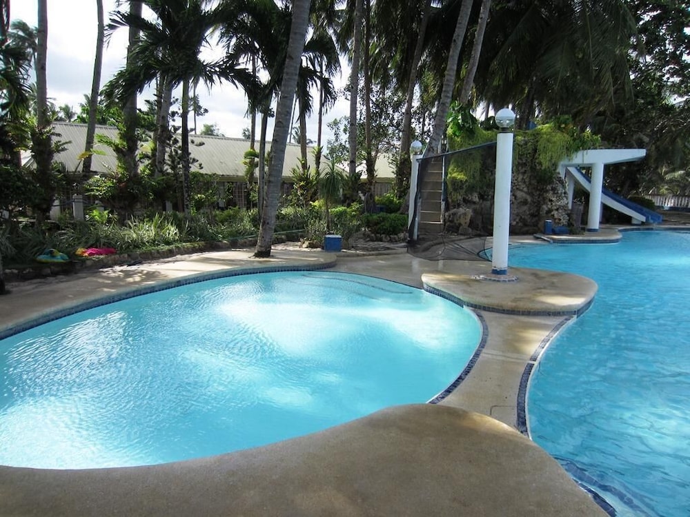 Estaca Bay Gardens Conference Resort powered by Cocotel