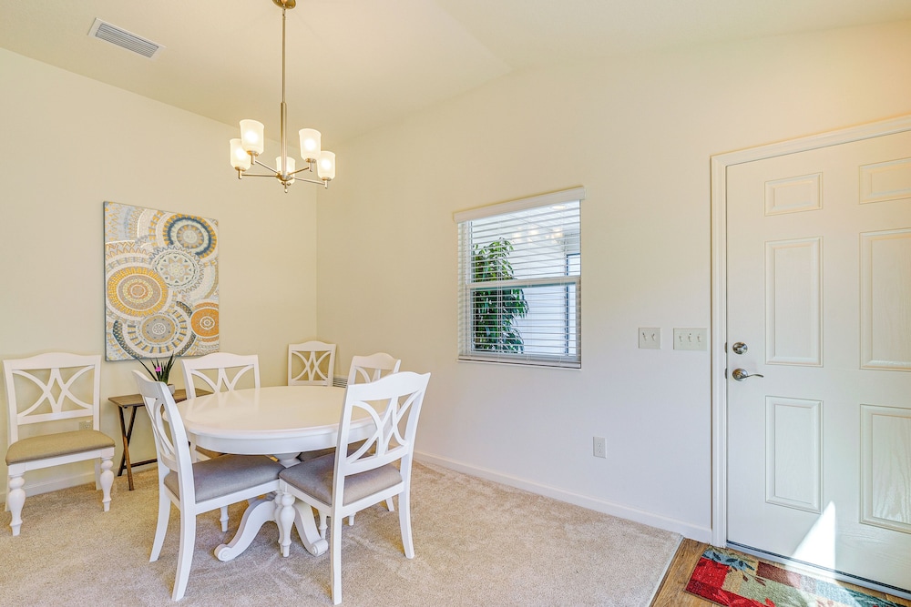 Golf, Shop & Unwind: Lovely Home in The Villages!