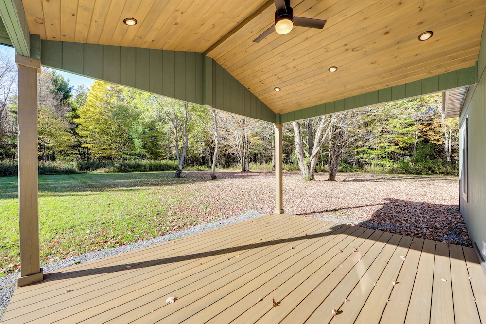 Near All-season Trails! Modern Copenhagen Cabin