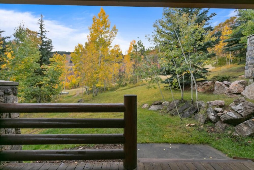 Trail's End Lodge - 4 Bedroom Residence w/ Spa #13 4 Condo
