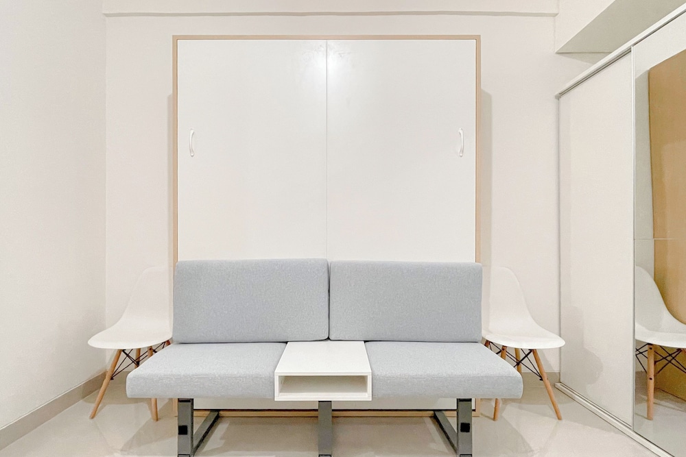 Practical Studio (No Kitchen) Near Unhas Bandaraya - Tallasa City Makassar Apartment