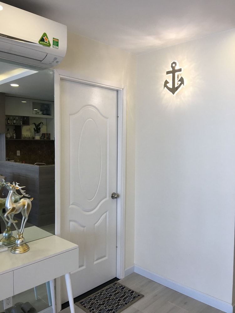 The GoldView Luxury Apartment