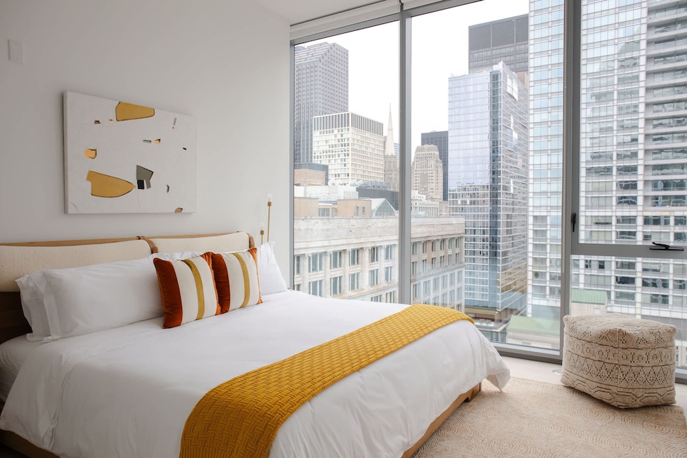Luxury Downtown 4BR Exclusive Design PH