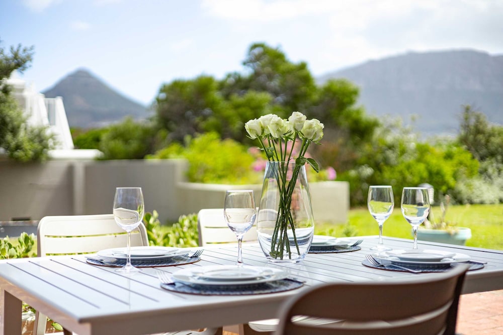 3 Bedroom Family Apartment Beach Club - Houtbay