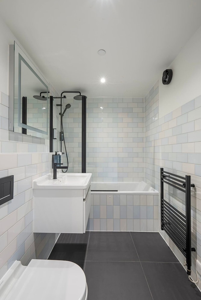 Modern 1 Bedroom Apartment in Fitzrovia