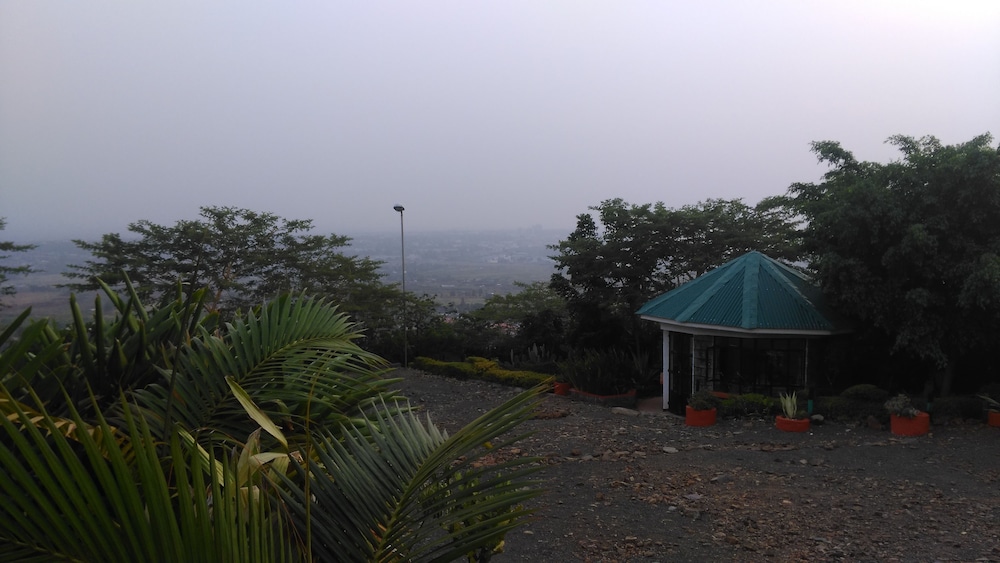 Lago Resort