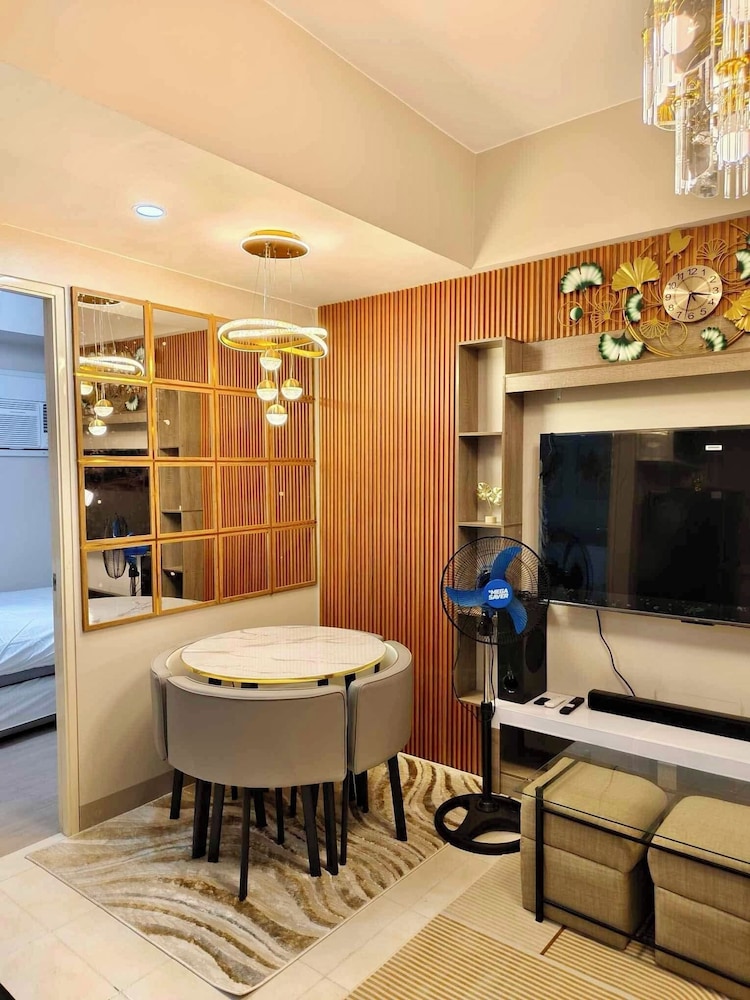 Room-nilaya Short Staycation