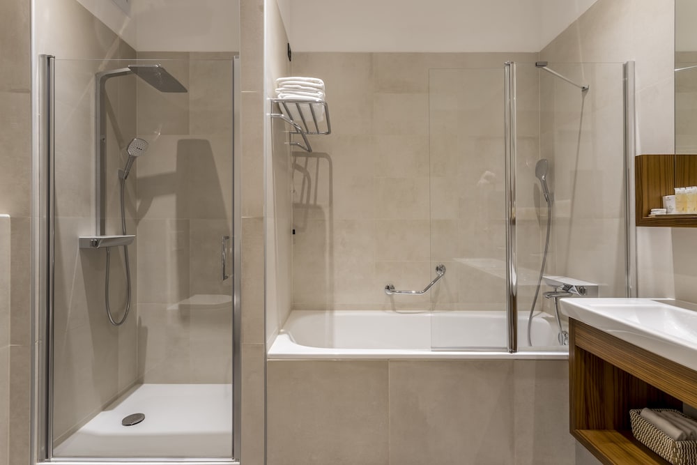 Cornaro Hotel 51