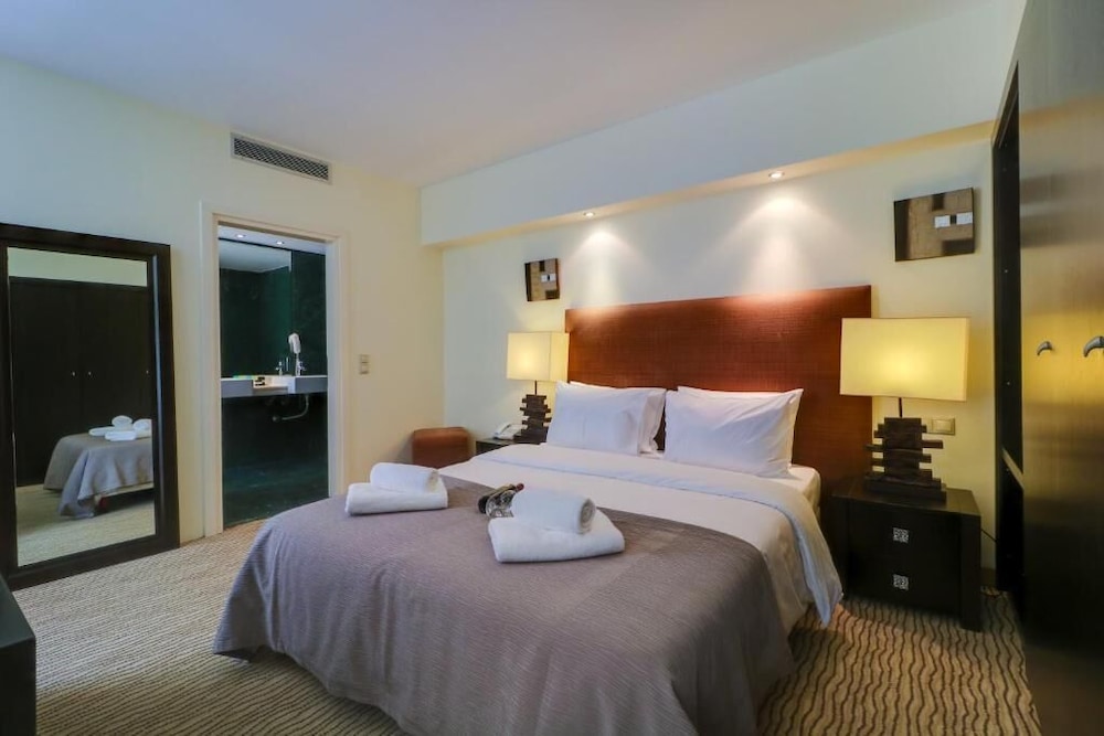 Olympian Bay Grand Resort