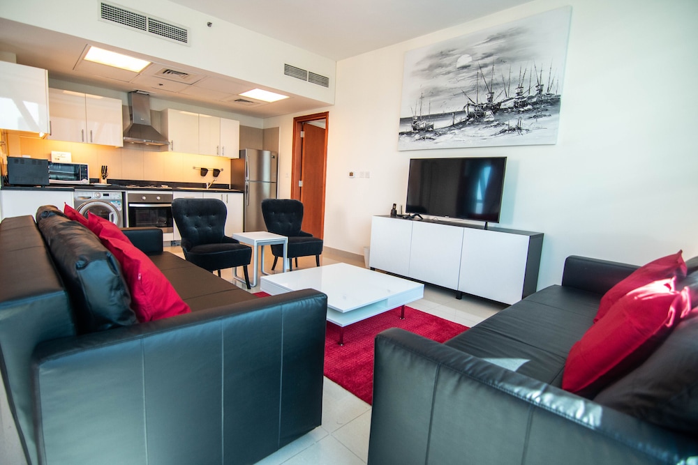 Lux BnB DIFC 2BDR Park Towers