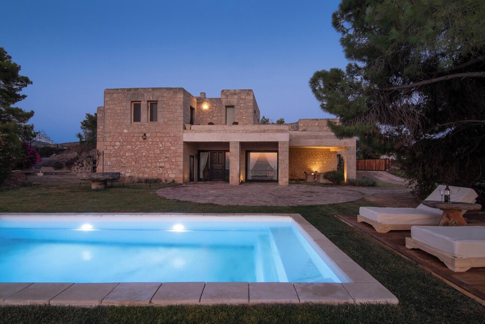 Artisan Villa Aegina