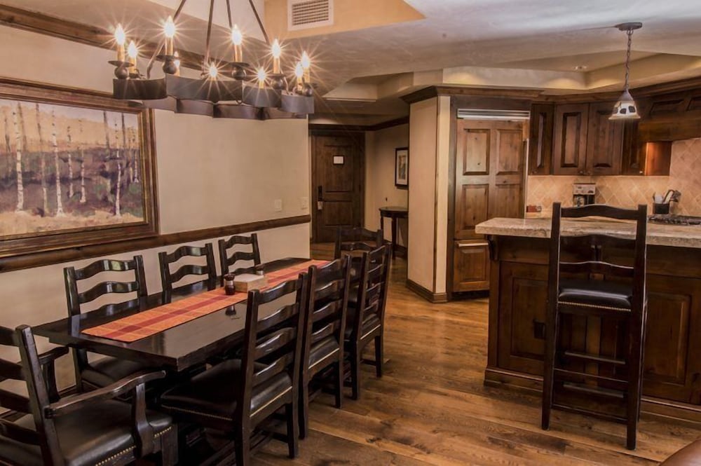 Aspen Mountain Residences, 2 Bedroom Luxury Residence Club Condo