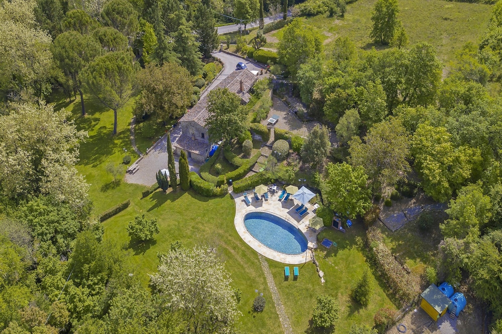 Molino del Ponte in Radda in Chianti view 2