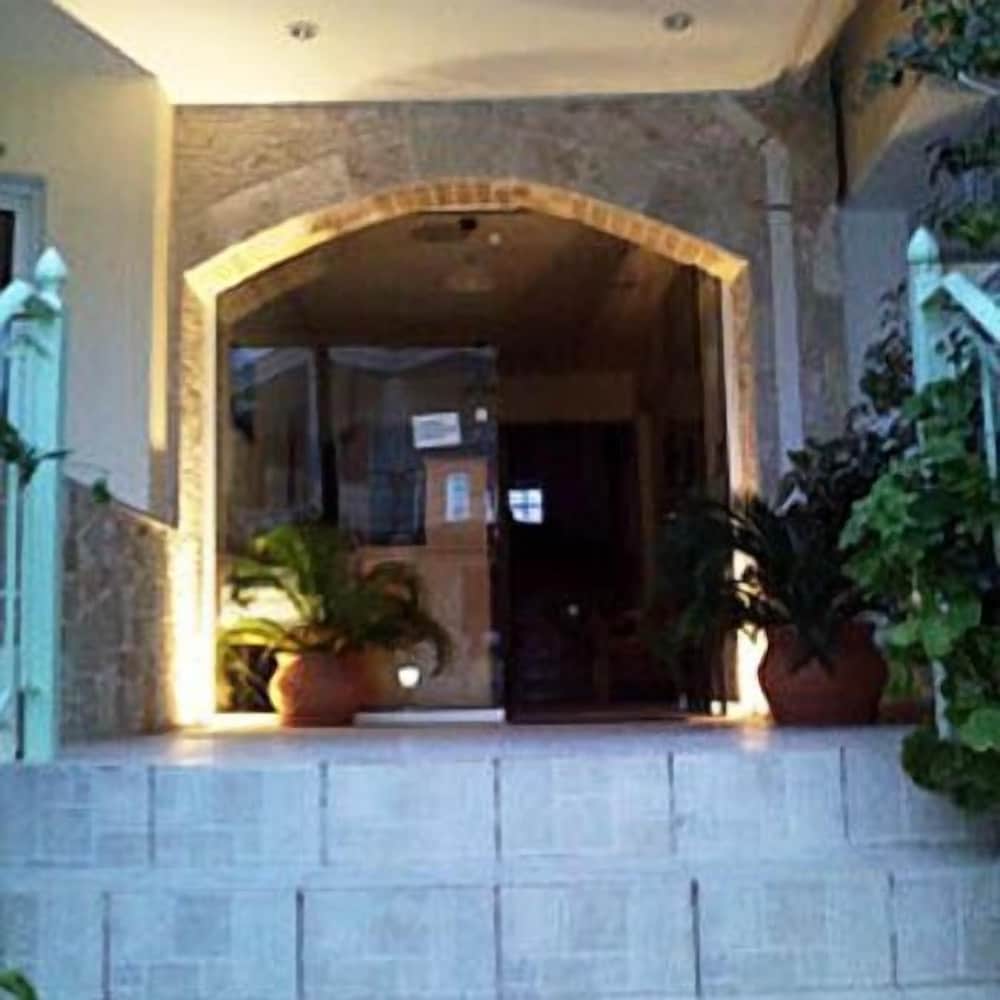 Lerna Rooms photo 3