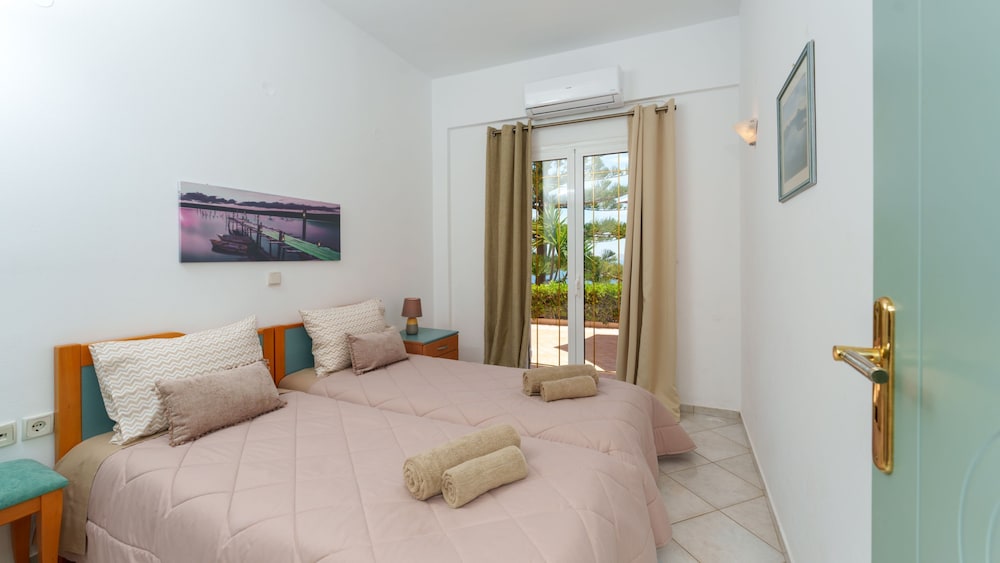 FnK Apartments photo 5