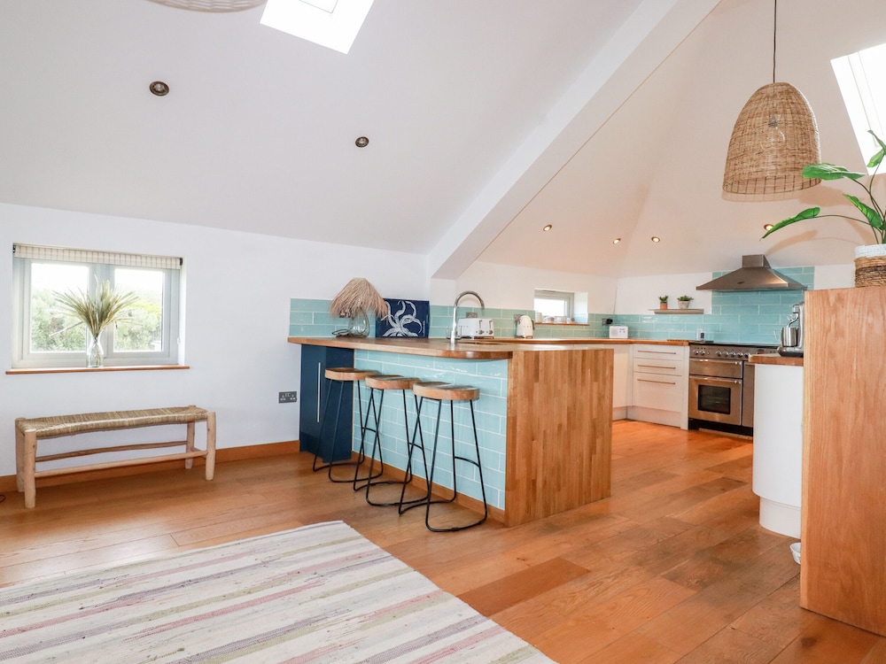 Sea View House