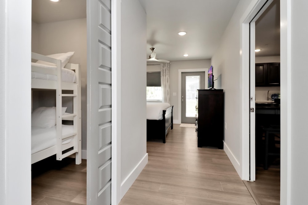 Sugar Sand Cottage B