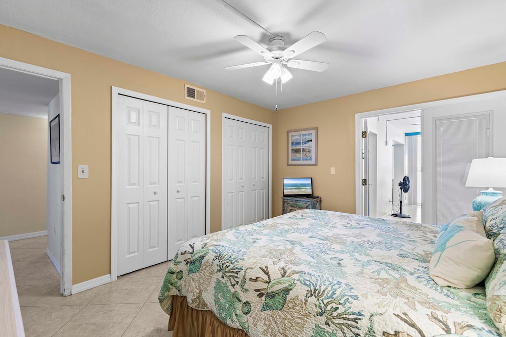 Smyrna Beach Club 818b