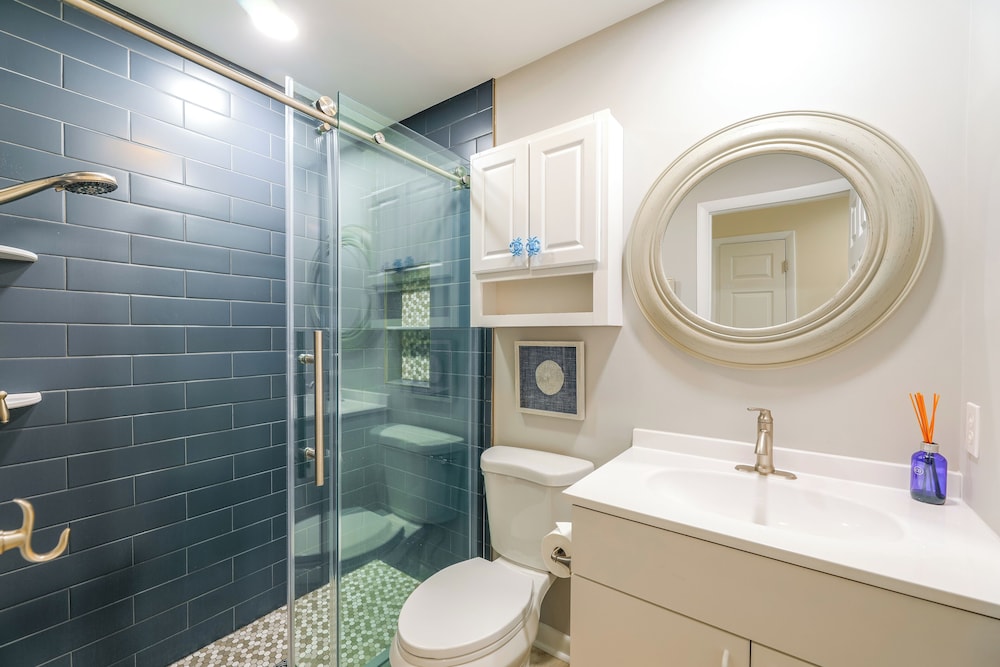 Spacious Sea Colony Condo w/ Pool Access!