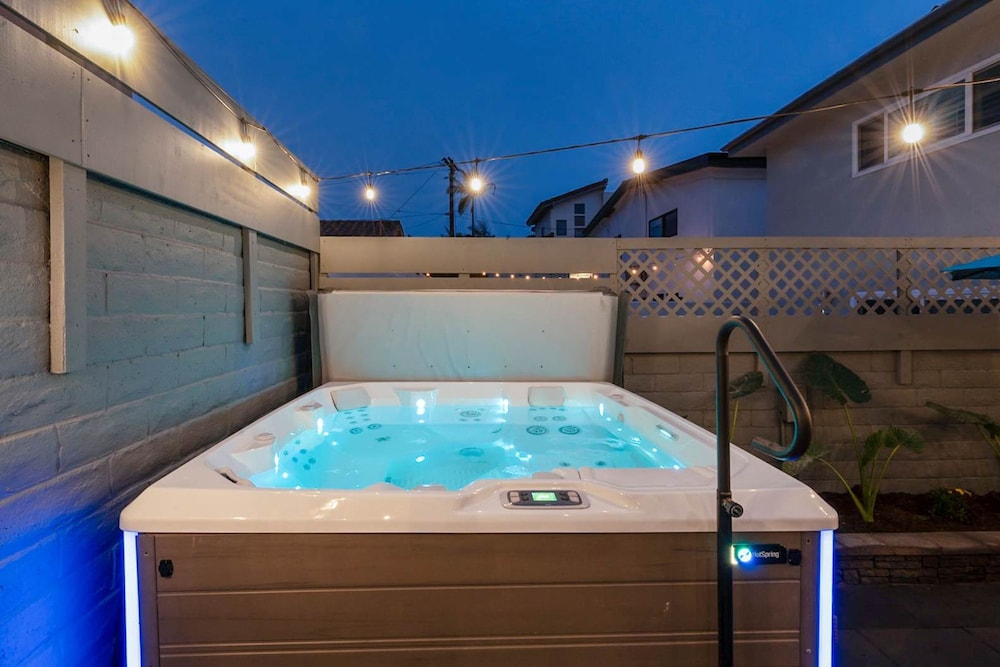Beachfront Home In Carlsbad - Remodeled