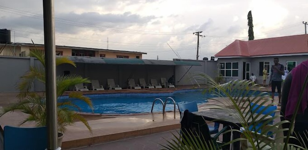 Photo 15