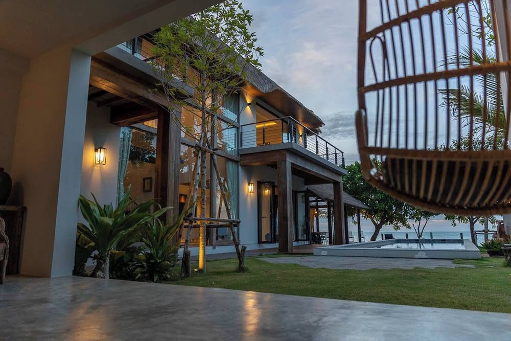 Kalamari Luxury Beach Front Villa