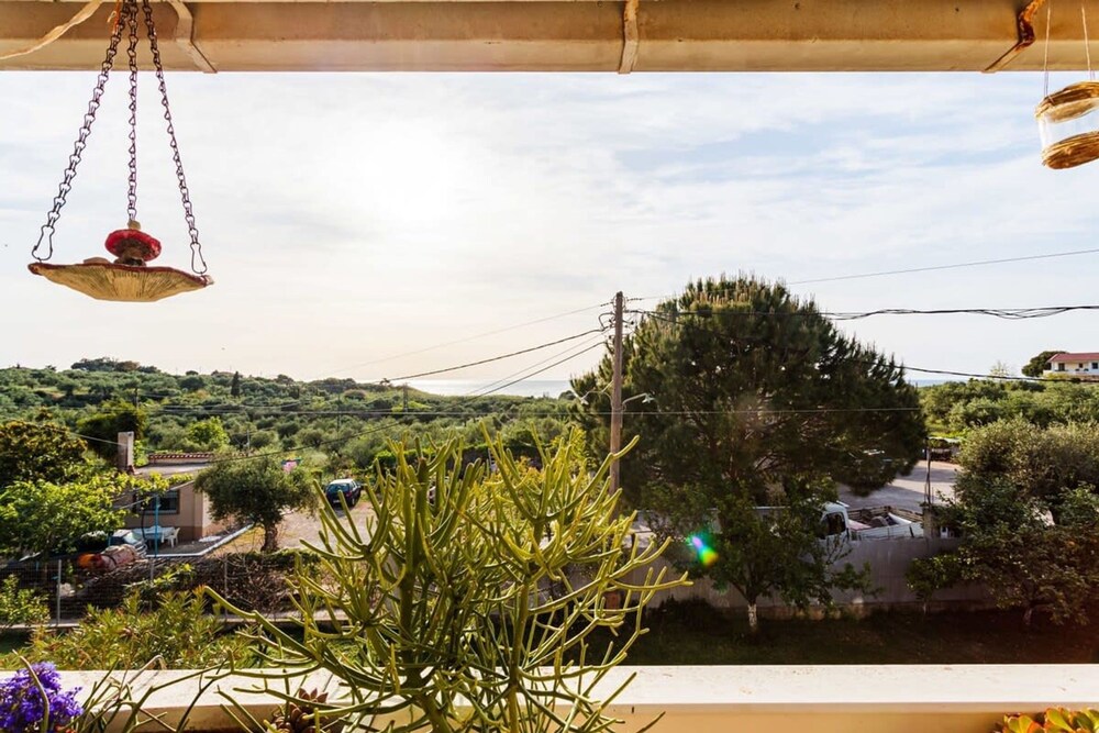 Beachfront Luxury Villa-private Pool Garden Heaven photo 2