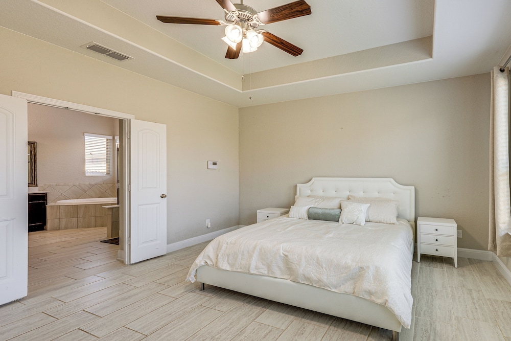 Pool Access & Fenced Yard: Modern San Antonio Gem