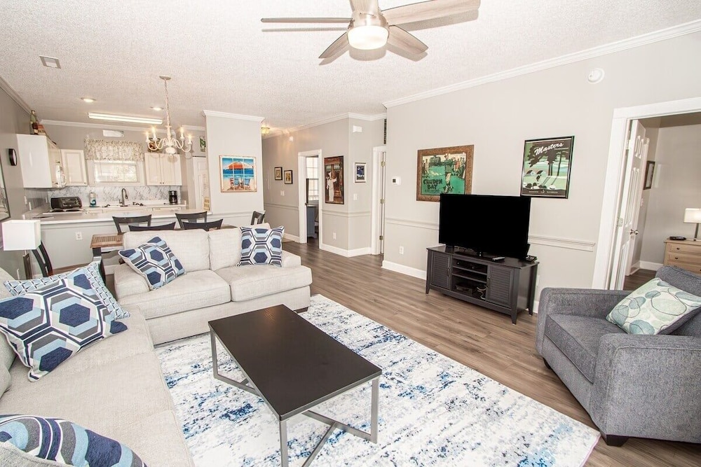 Magnolia Place 4709-203 2 Bedroom Condo