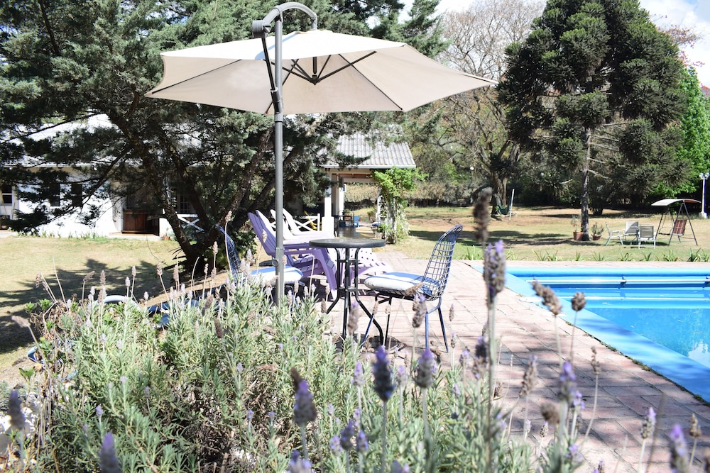 Aires de San Lorenzo B&B
