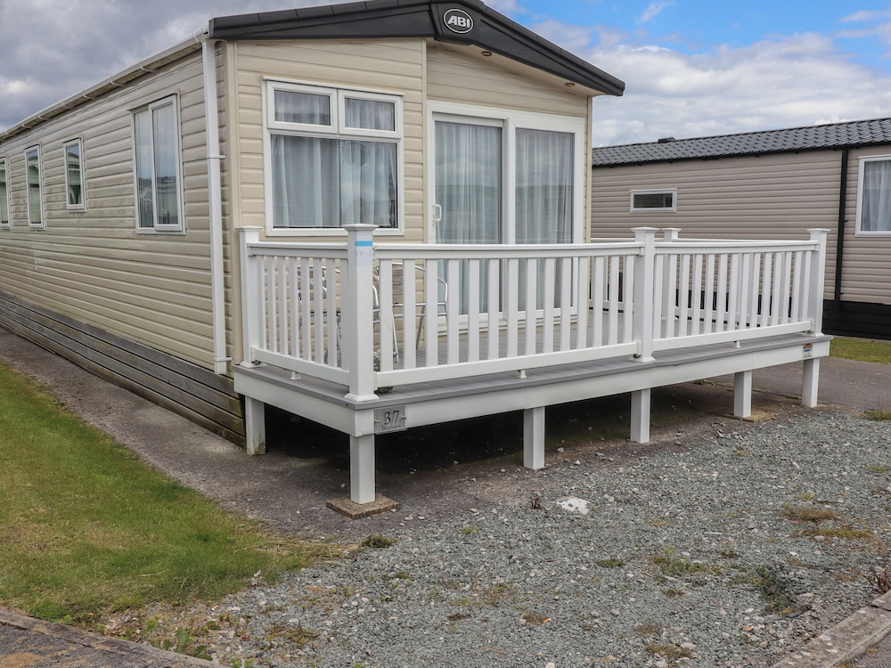 37 Bayview
