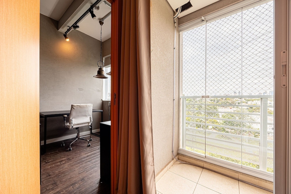 Premium Modern Studio in Alphaville