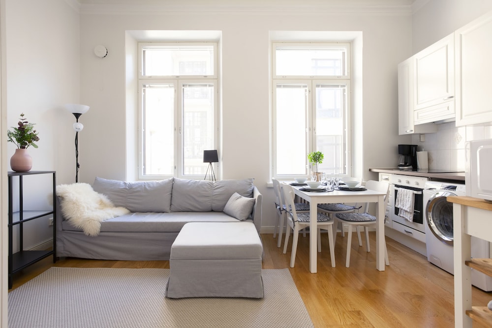 Compact studio in the center of Helsinki view 2