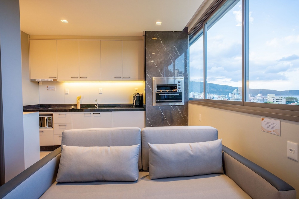 Elegance Residence