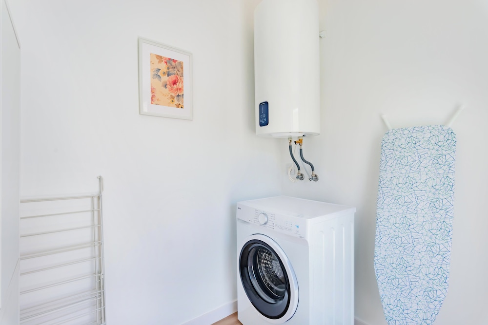 Seaside Modern Flat II at Cascais
