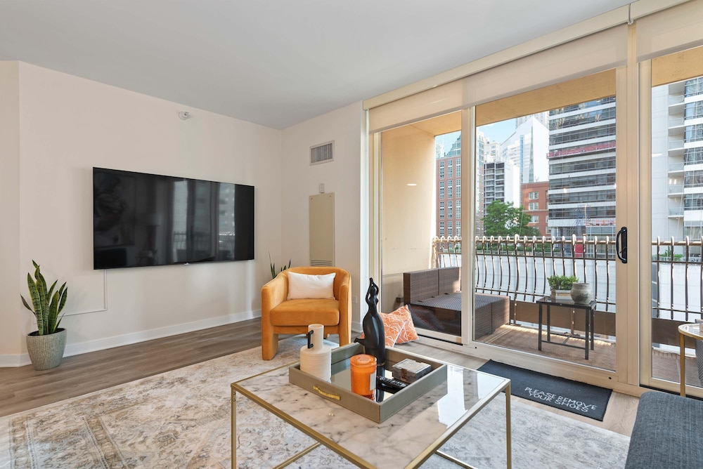 Downtown Group Ideal 2 Luxury Units Iconic Views