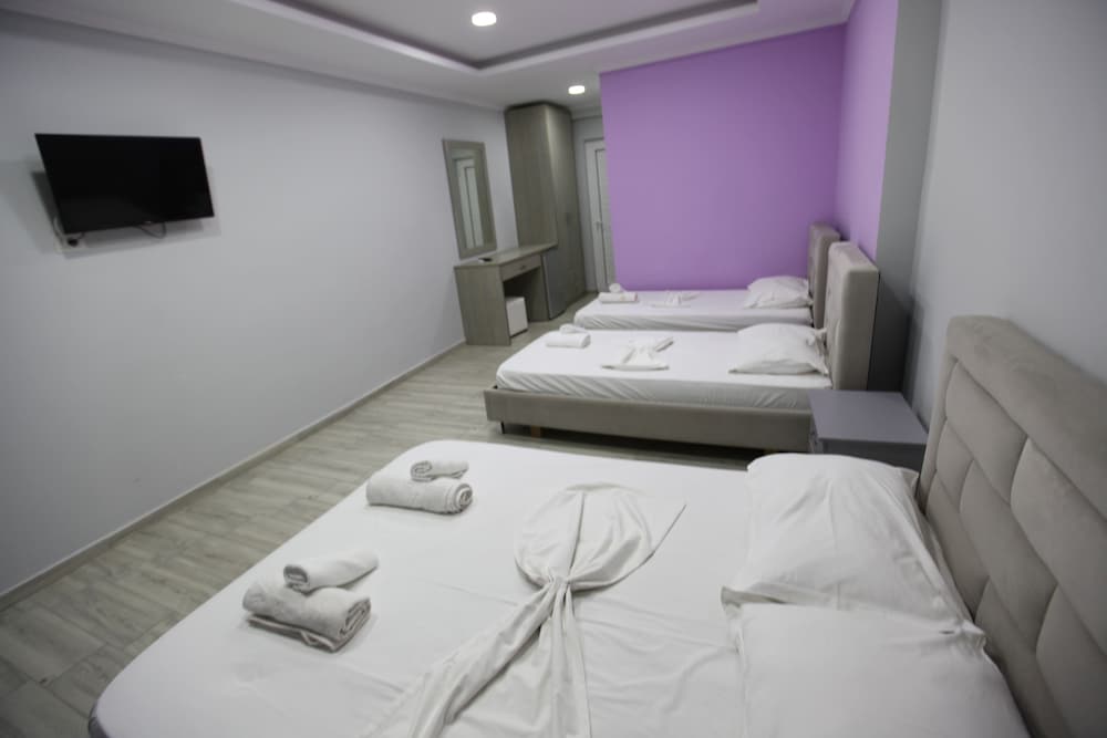 Karos Hotel Llaman