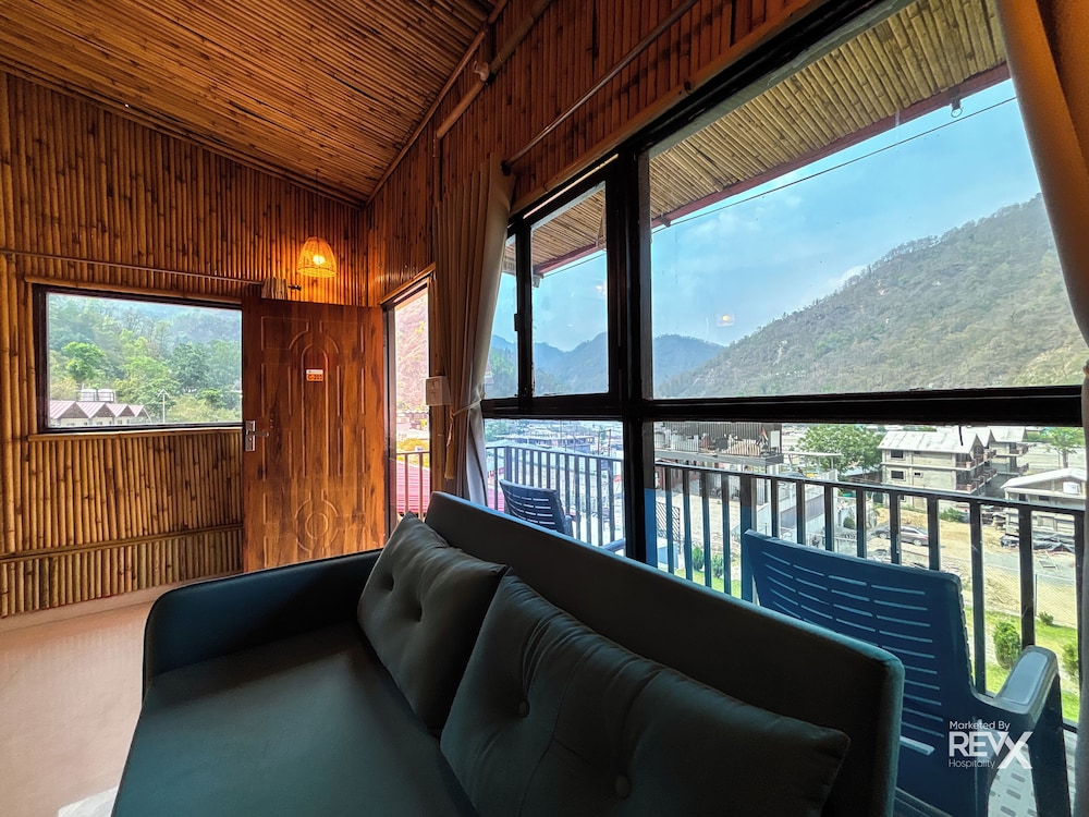 Euphoric Tiger Resort