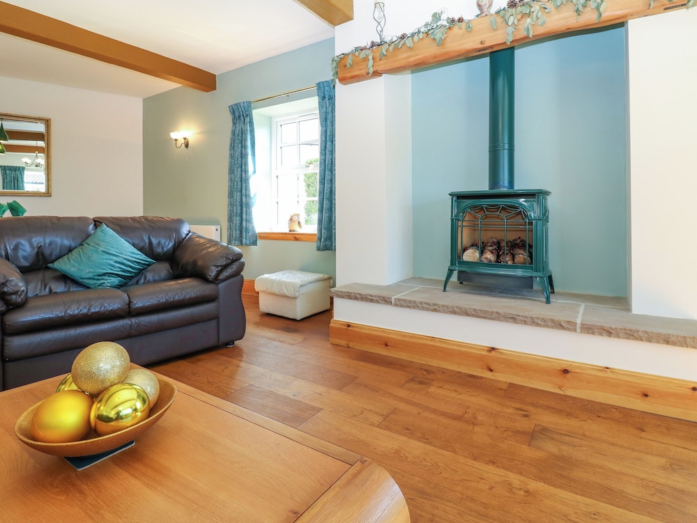 Moorhen House