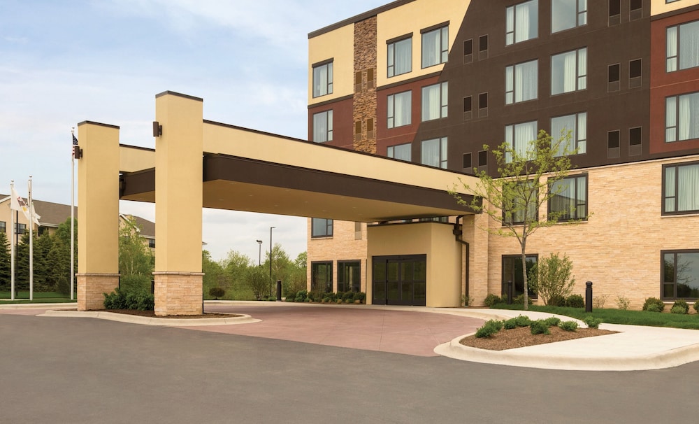 Hotel Holiday Inn Chicago - Schaumburg, an IHG Hotel - Image 1