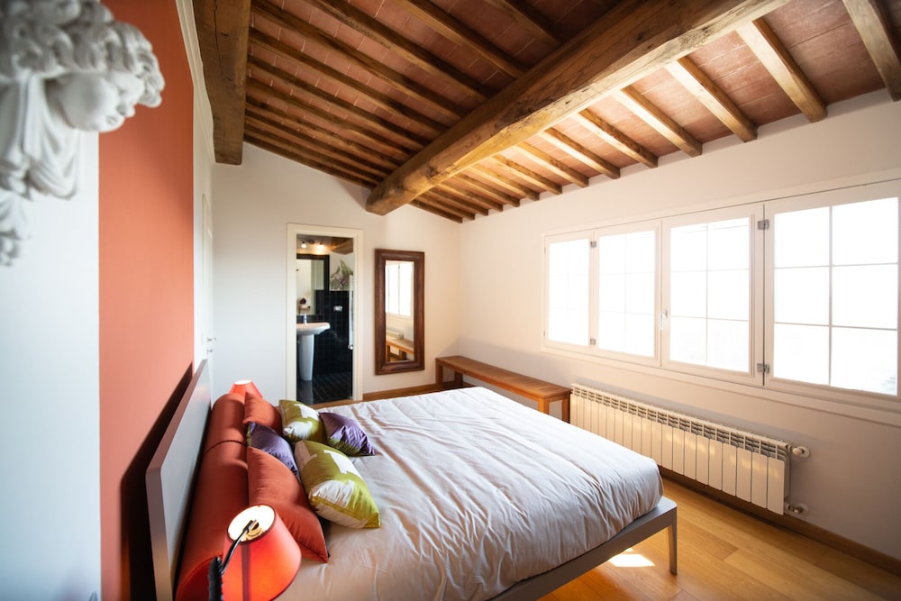 Villa Luna Luxury with swimming pool view 5