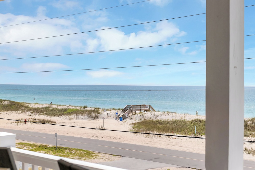Starfish Escape by Topsail Realty