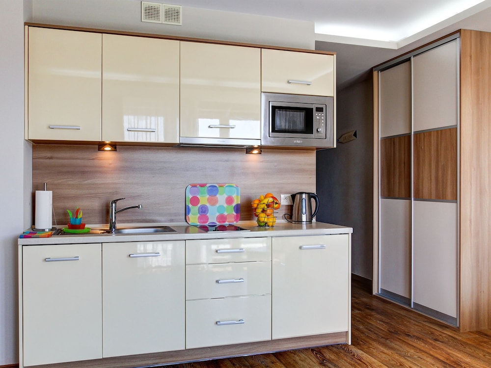 Marina Jastarnia - Apartamenty - Basen
