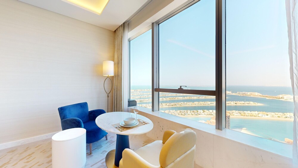 Palm Jumeirah - Palm Tower T1 4106