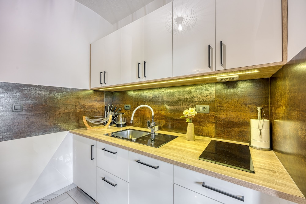Spa Apartment Tina view 5