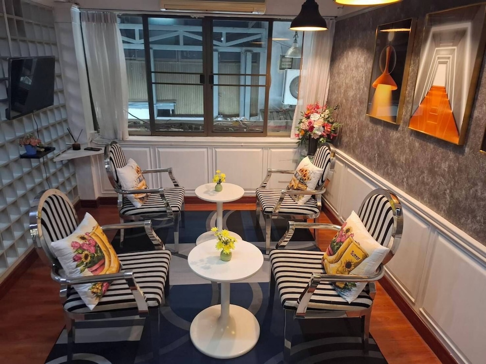 Wow Guesthouse