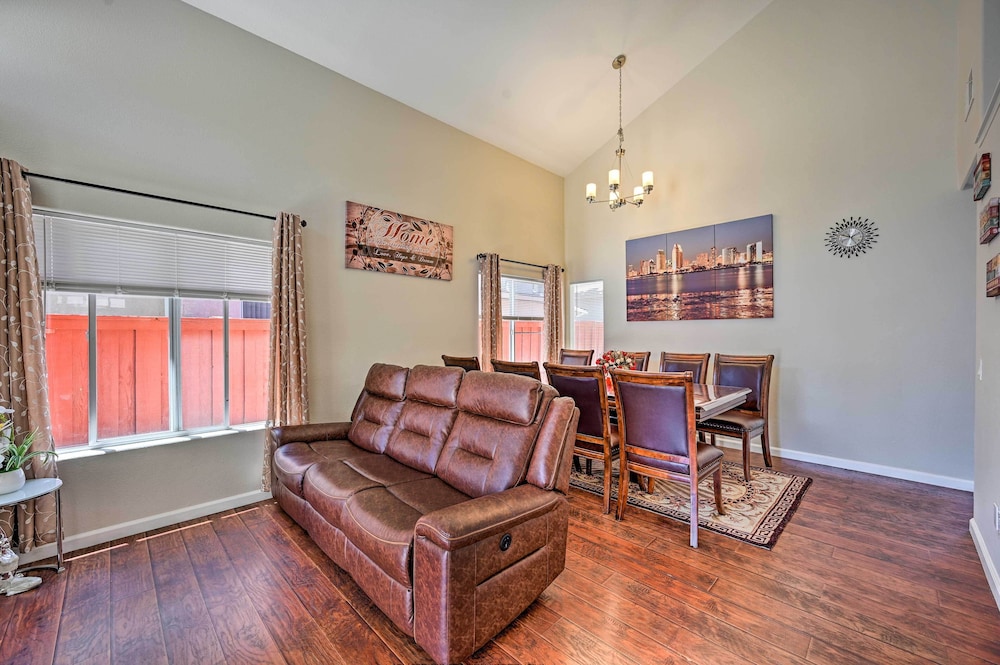 San Diego Sanctuary w/ Hot Tub & Large Patio!