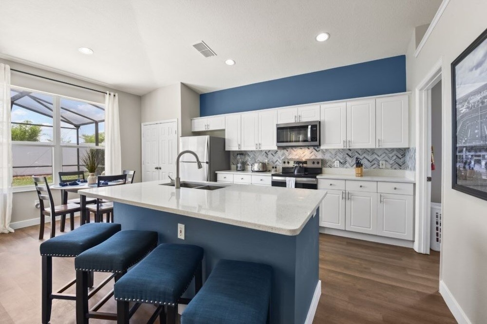 4br Resort Villa W/ Pool & Spa Close To Disney 4 Bedroom Villa