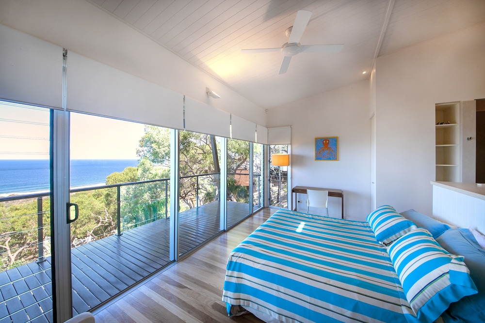Sunrise at 1770 Holidays