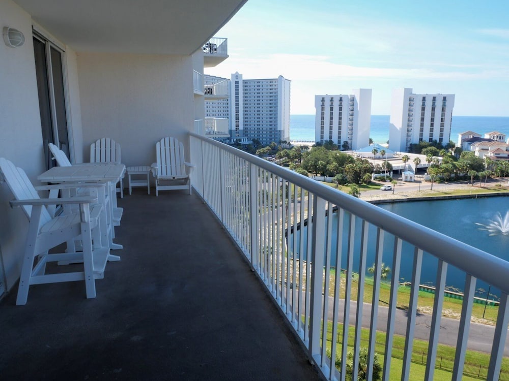 Terrace At Pelican Beach 0904 3 Bedroom Condo
